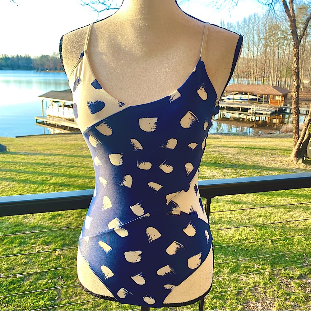 💙☀️SUMMERSALT — Size 2 . XS … ADORABLE SWIMSUIT!  VERY RARE EDITION !! ☀️💙